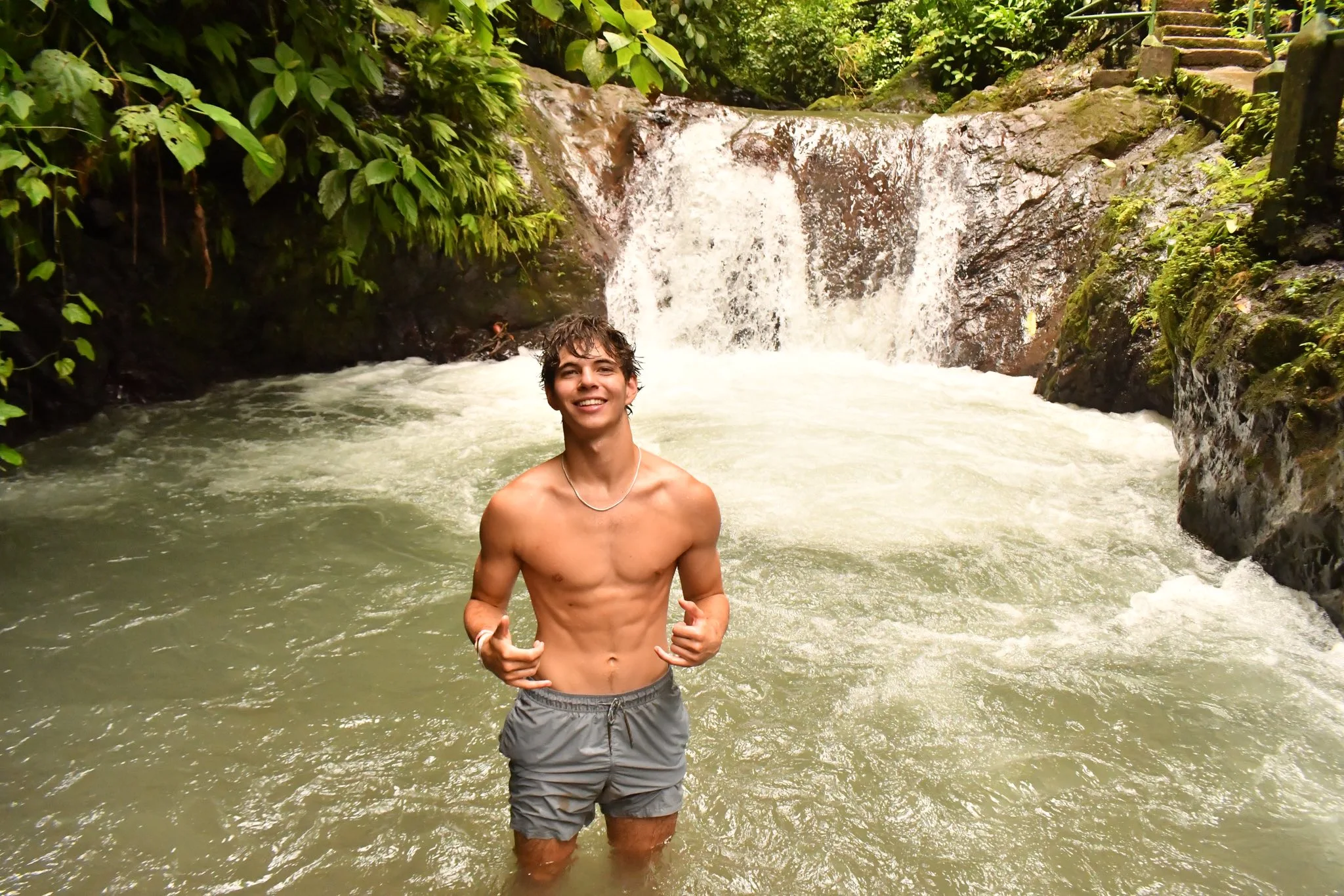 Manuel Antonio rivers and jungle — adventure tours Costa Rica